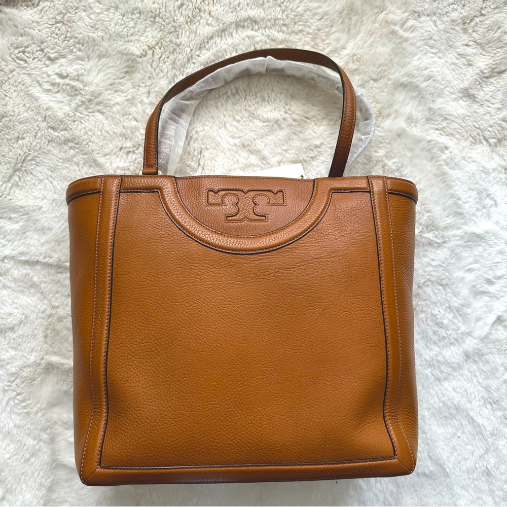 Tory Burch beautiful big leather Tote colour Bark